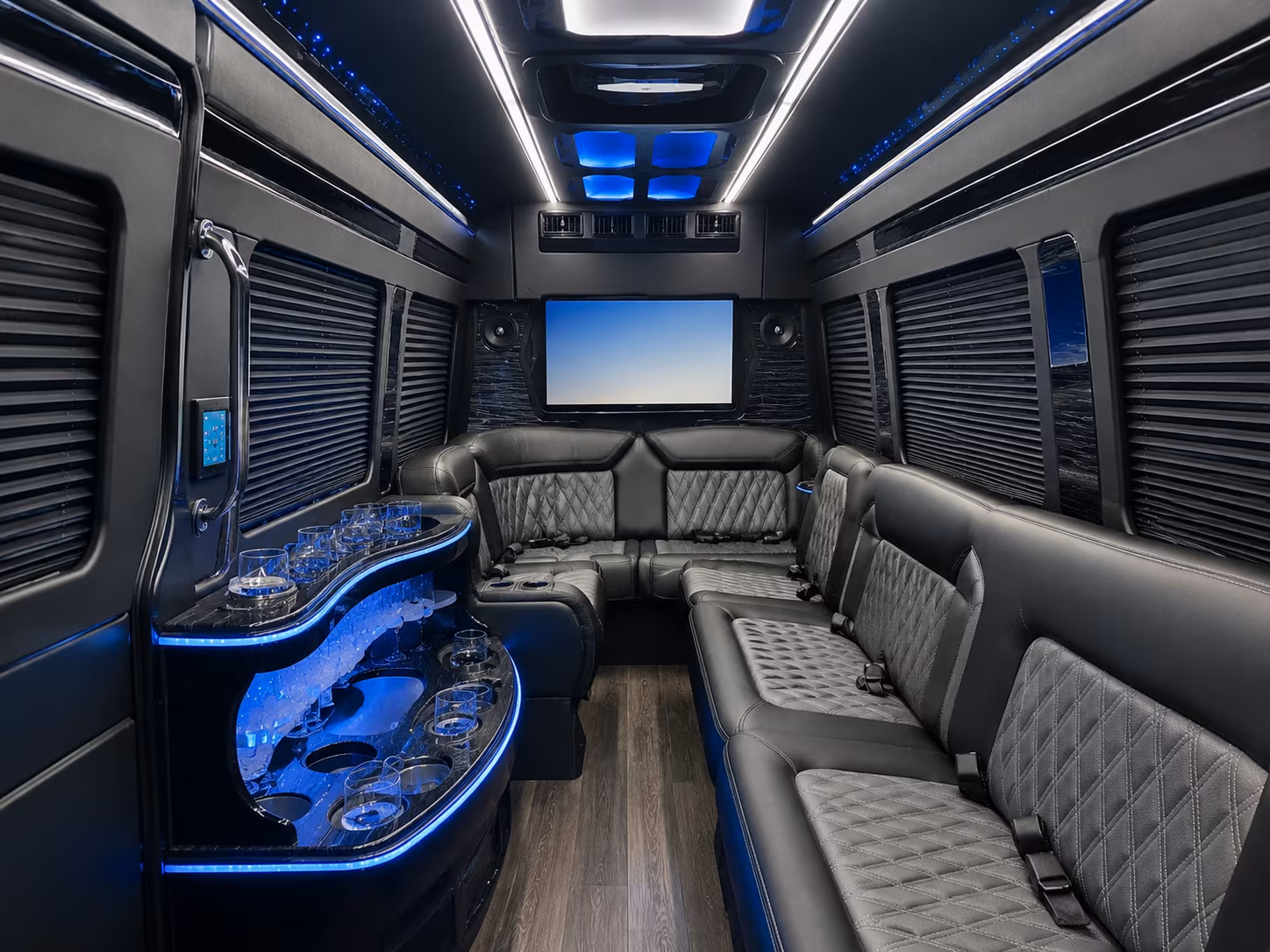 bus rentals for outdoor music festivals near margate