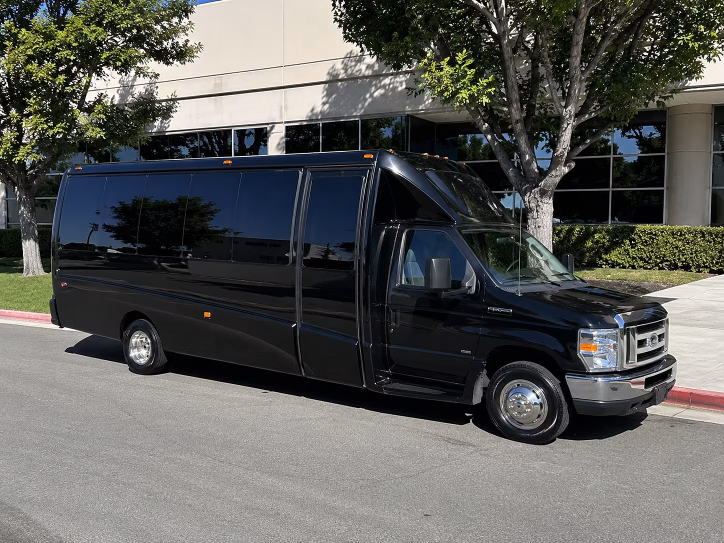 fort lauderdale beach las olas party bus rental