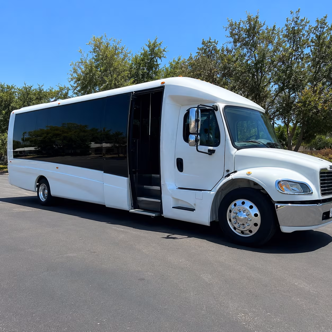 wedding buses and shuttle services for margate celebrations